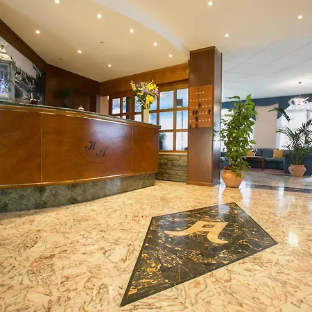 Hotel Ariston 3*