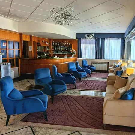 Ariston 3* インペリア