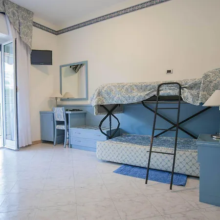 Hotel Ariston 3*