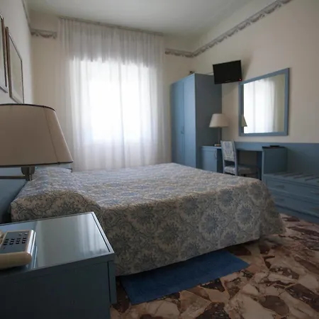 Hotel Ariston 3*