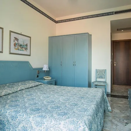 Ariston Hotel Imperia